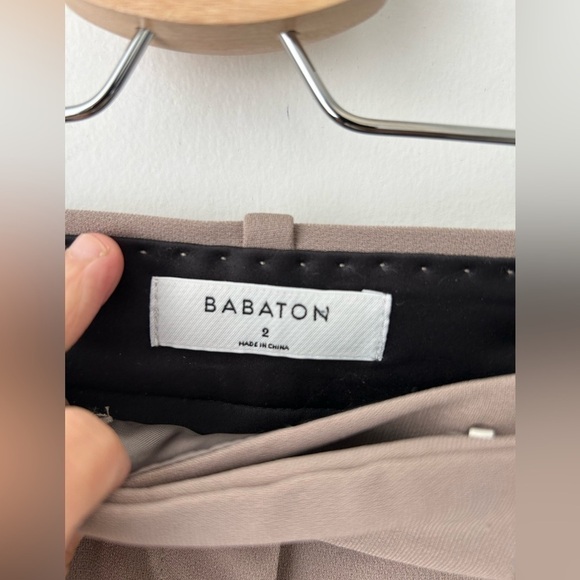 Aritzia Babaton pleated pants rich mocha brown size 2 - Picture 4 of 9